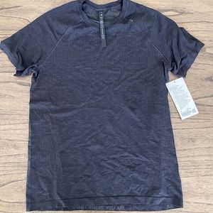 Lululemon Metal Vent Tech Short Sleeve
